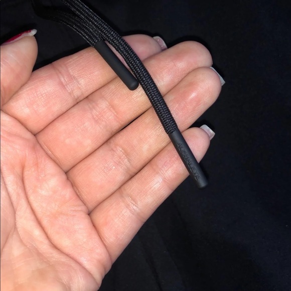 Alphalete Curve Shorts - Picture 4 of 8